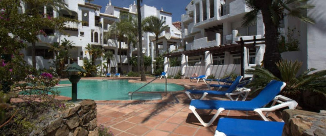 Resale - apartment - Manilva - La Duquesa