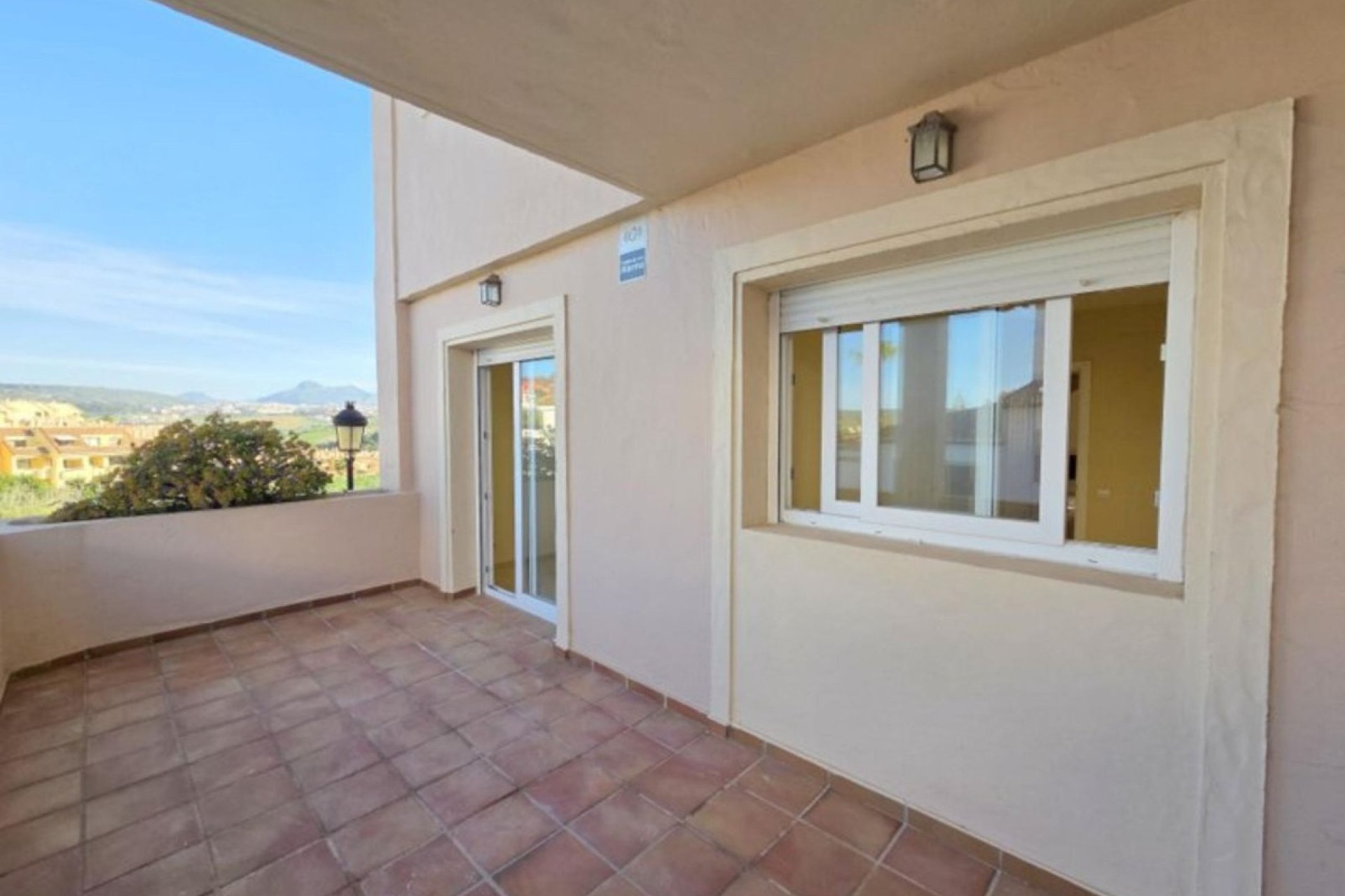 Resale - apartment - Manilva - La Duquesa