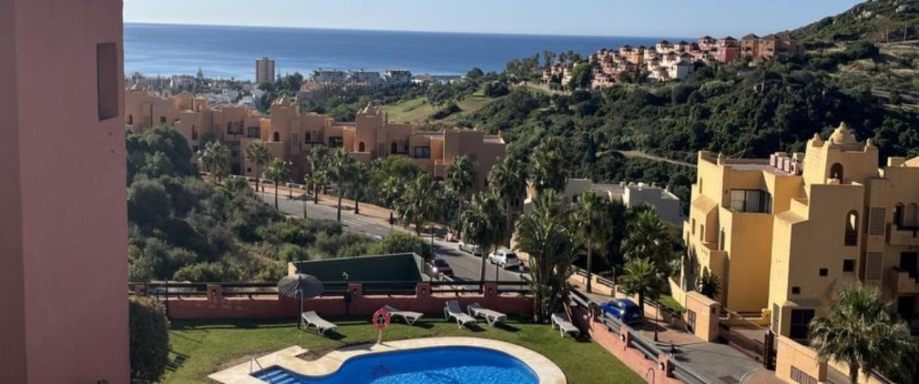 Resale - apartment - Manilva - La Duquesa
