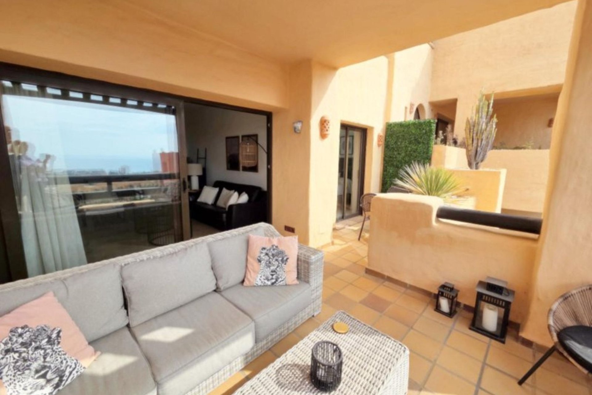 Resale - apartment - Manilva - La Duquesa