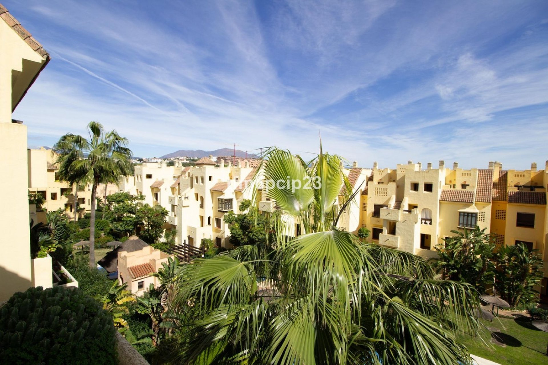 Resale - apartment - Manilva - La Duquesa