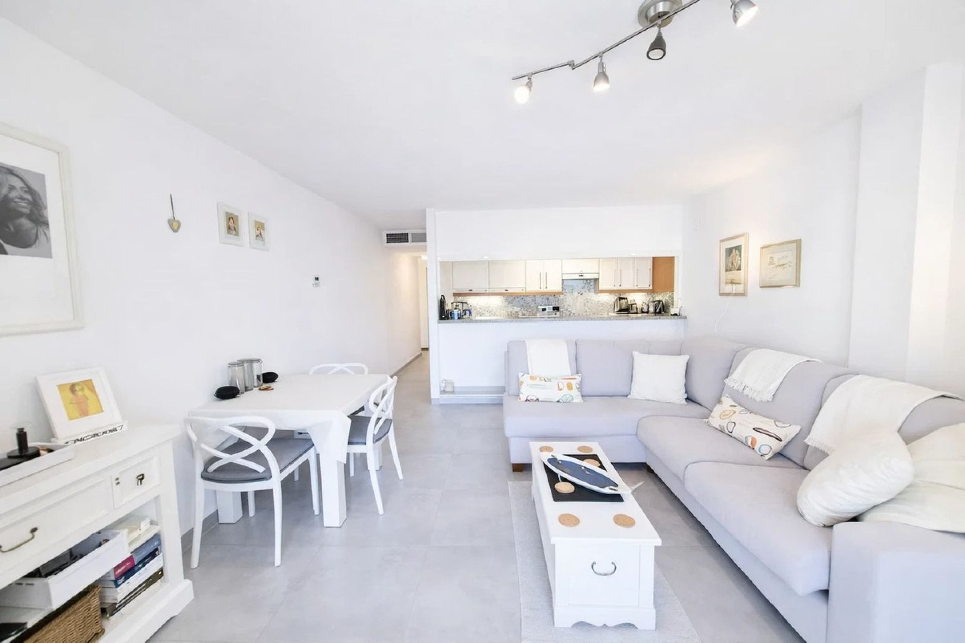 Resale - apartment - Manilva - La Duquesa