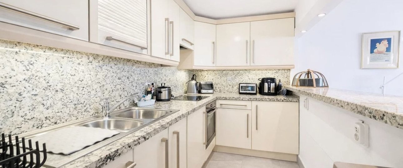 Resale - apartment - Manilva - La Duquesa