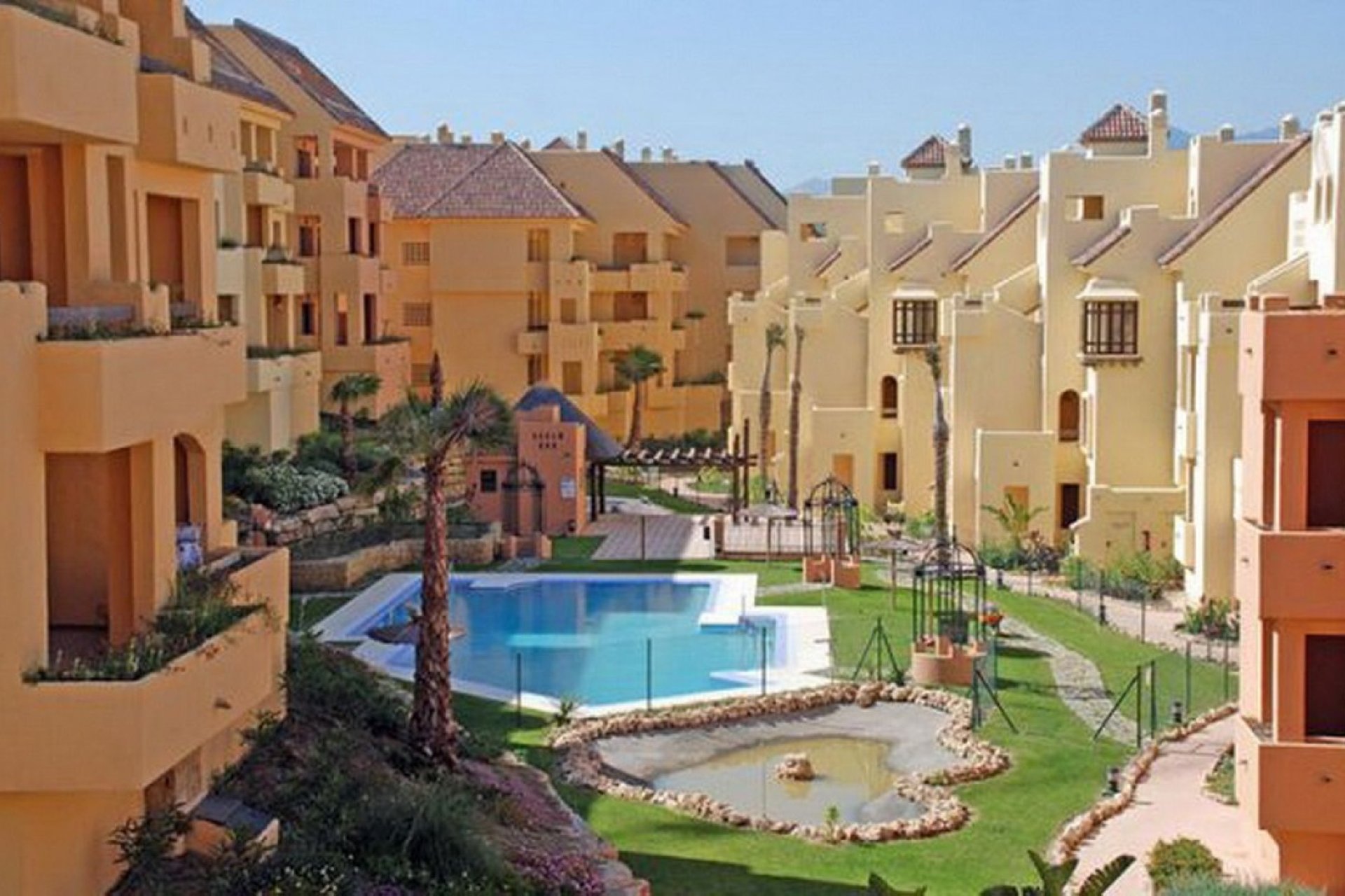 Resale - apartment - Manilva - La Duquesa