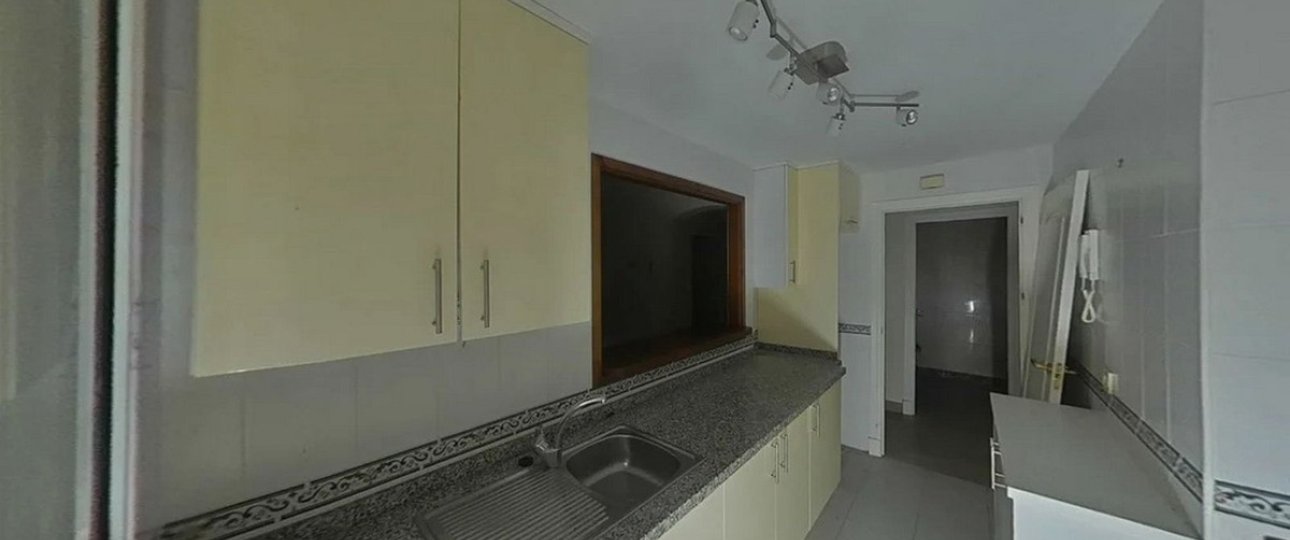 Resale - apartment - Manilva - La Duquesa