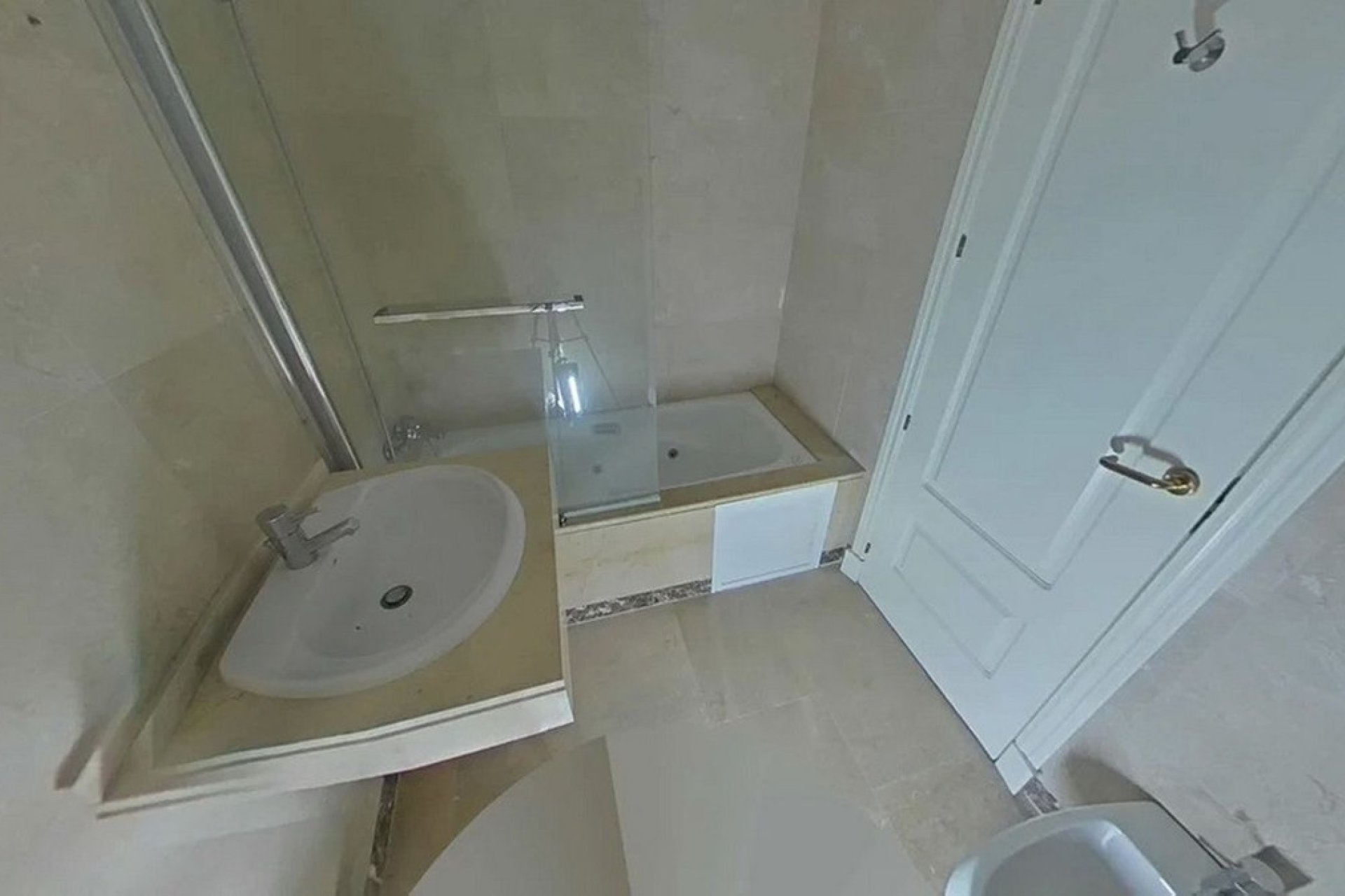 Resale - apartment - Manilva - La Duquesa