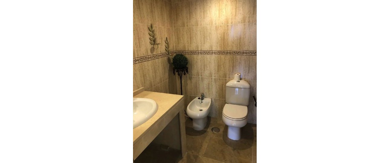 Resale - apartment - Manilva - La Duquesa