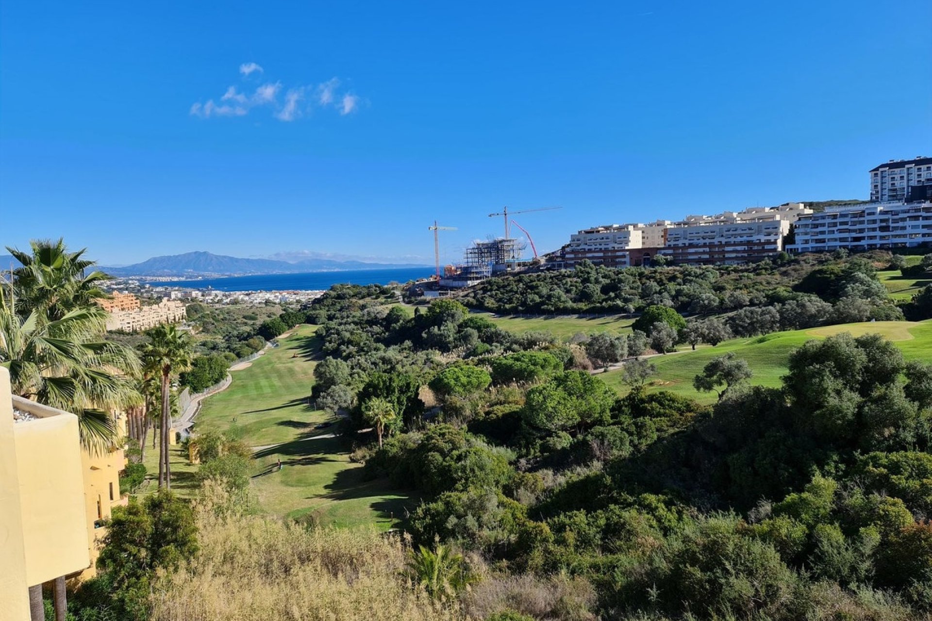 Resale - apartment - Manilva - La Duquesa