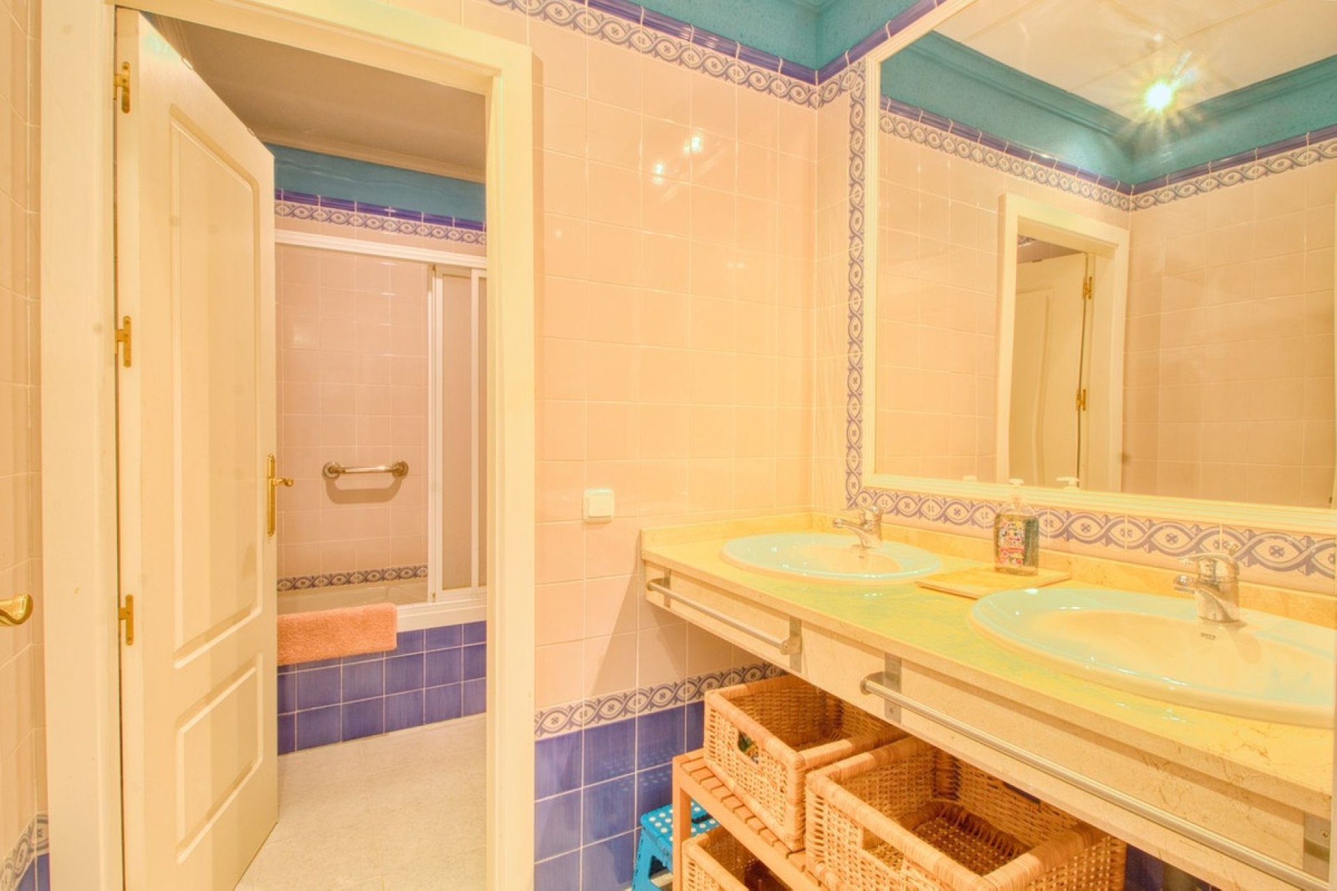 Resale - apartment - Manilva - Manilva Centro