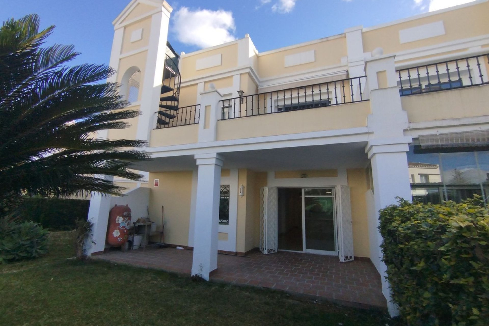 Resale - apartment - Marbella - Aloha