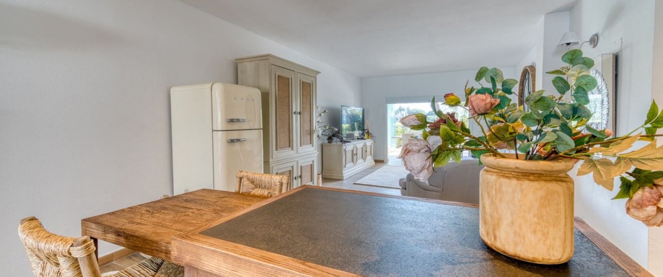 Resale - apartment - Marbella - Aloha