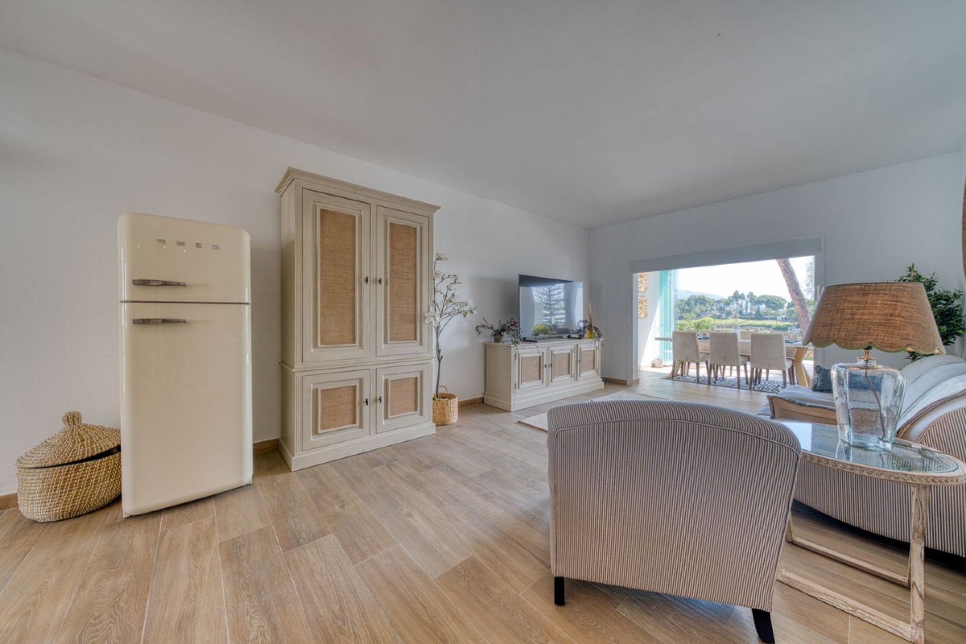 Resale - apartment - Marbella - Aloha