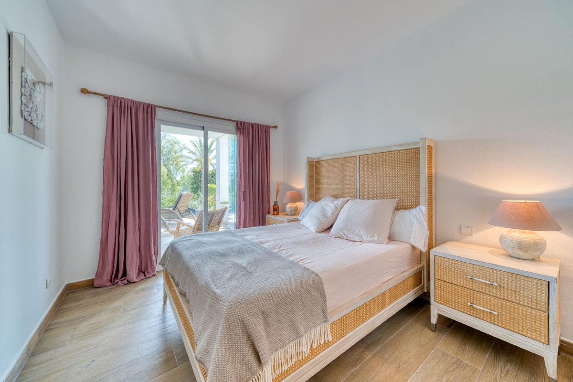 Resale - apartment - Marbella - Aloha