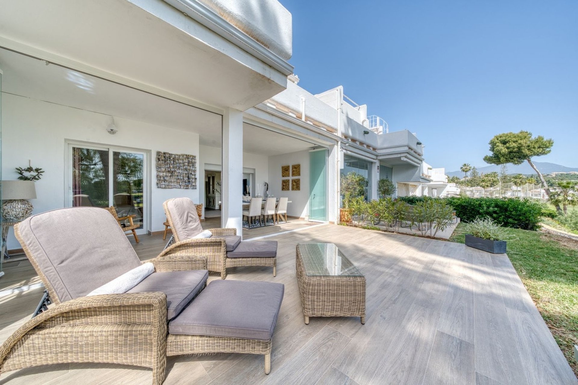 Resale - apartment - Marbella - Aloha