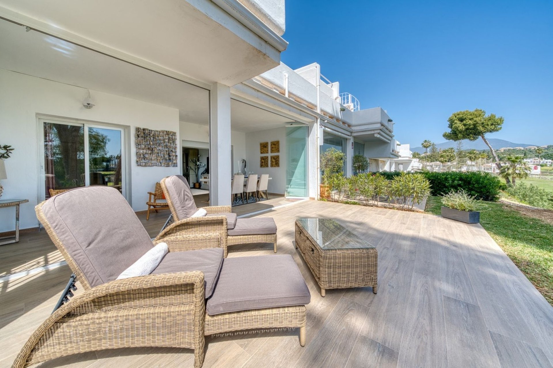 Resale - apartment - Marbella - Aloha