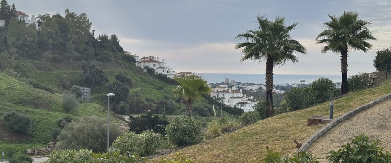 Resale - apartment - Marbella - Aloha