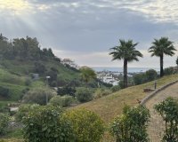 Resale - apartment - Marbella - Aloha