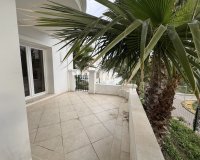 Resale - apartment - Marbella - Aloha