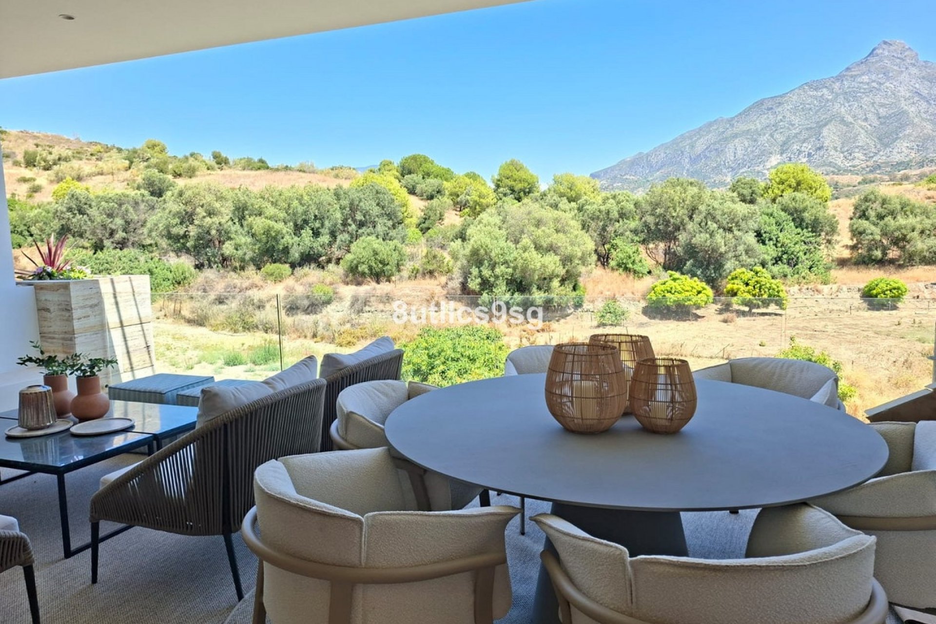Resale - apartment - Marbella - Aloha