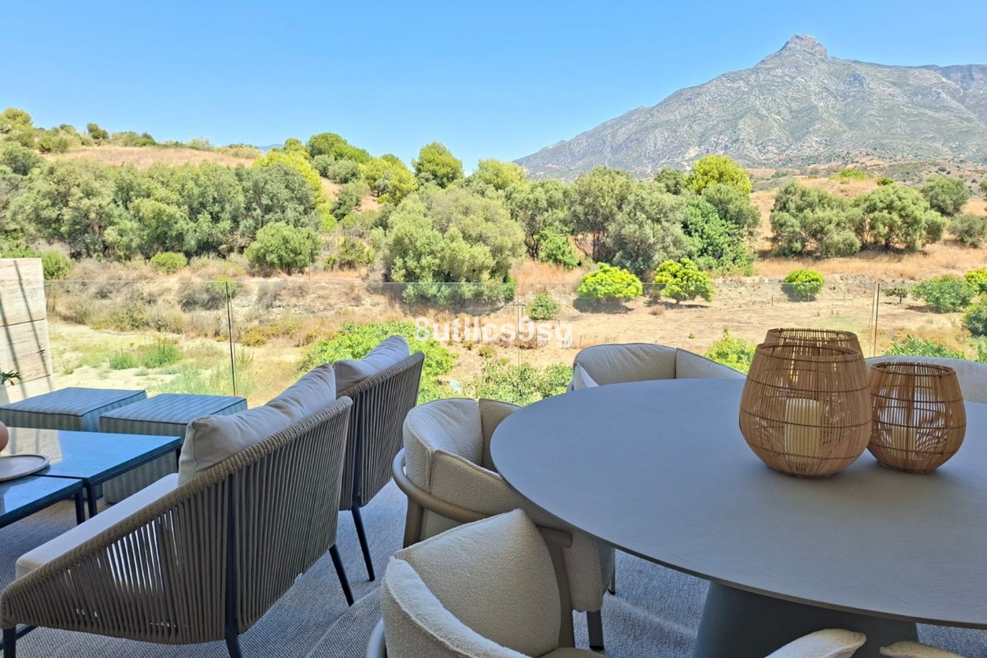 Resale - apartment - Marbella - Aloha