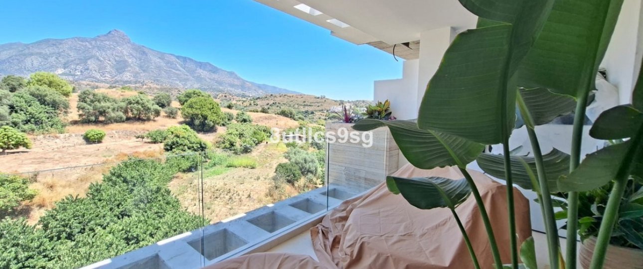 Resale - apartment - Marbella - Aloha