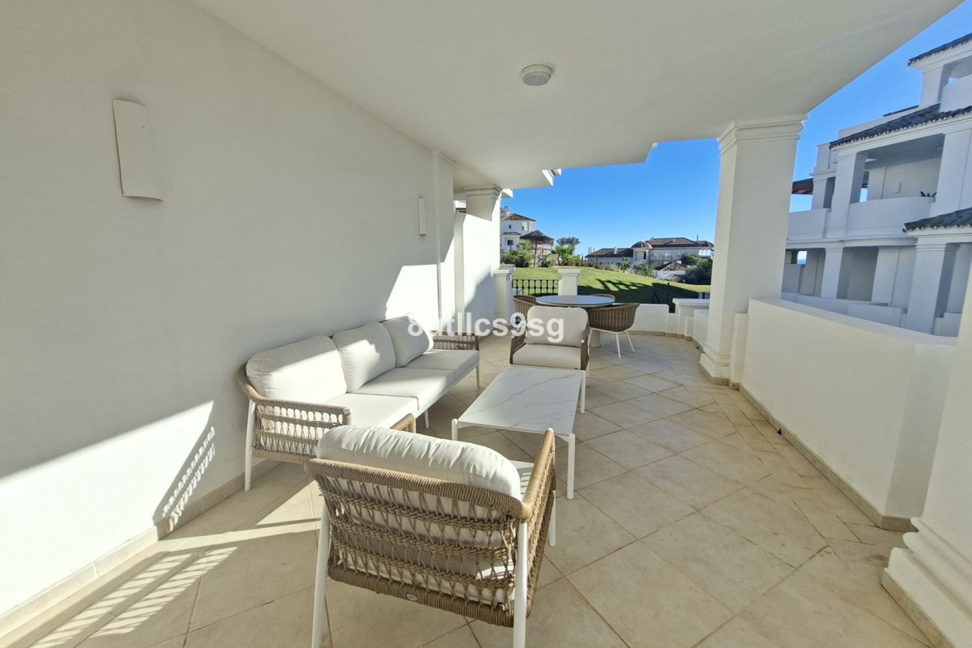Resale - apartment - Marbella - Aloha