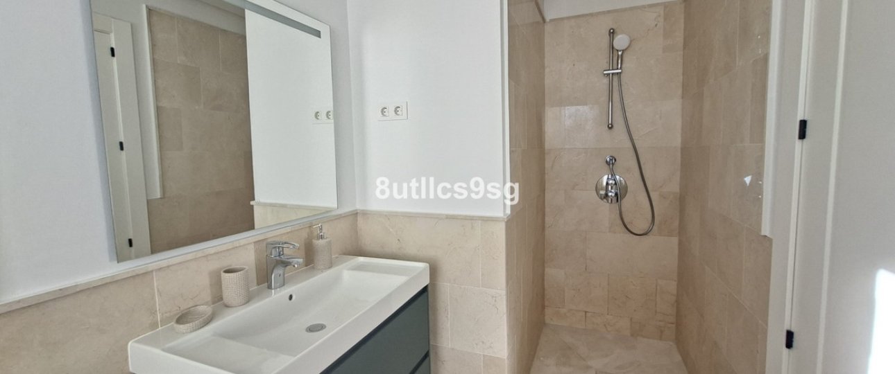 Resale - apartment - Marbella - Aloha