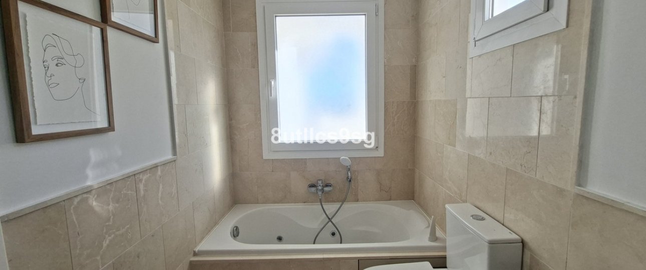 Resale - apartment - Marbella - Aloha