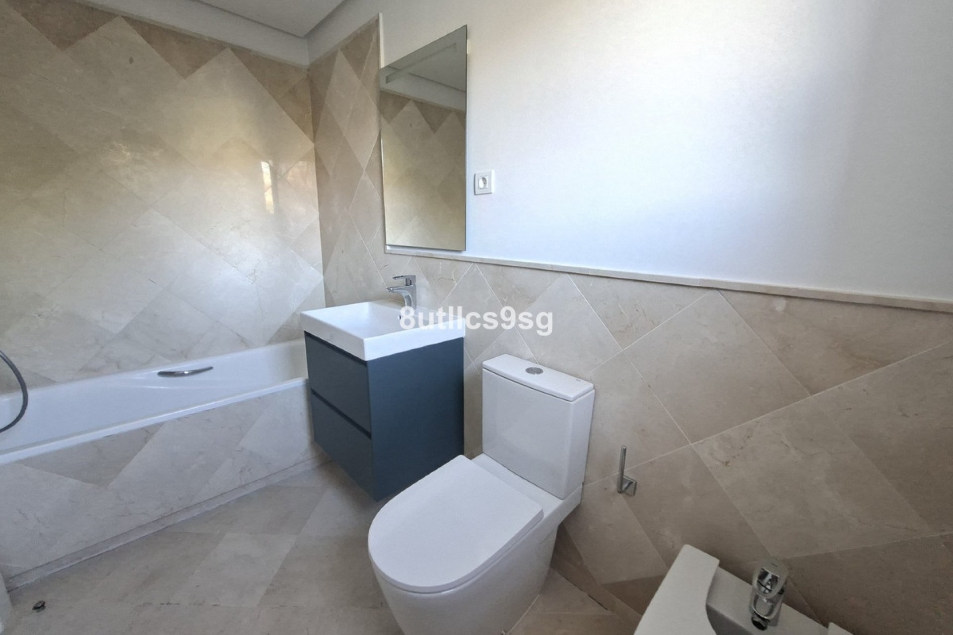 Resale - apartment - Marbella - Aloha