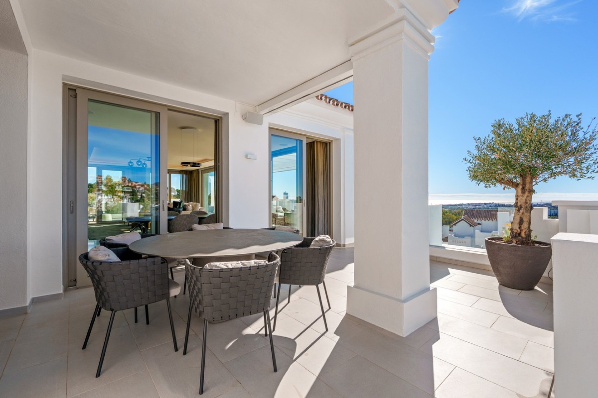 Resale - apartment - Marbella - Aloha