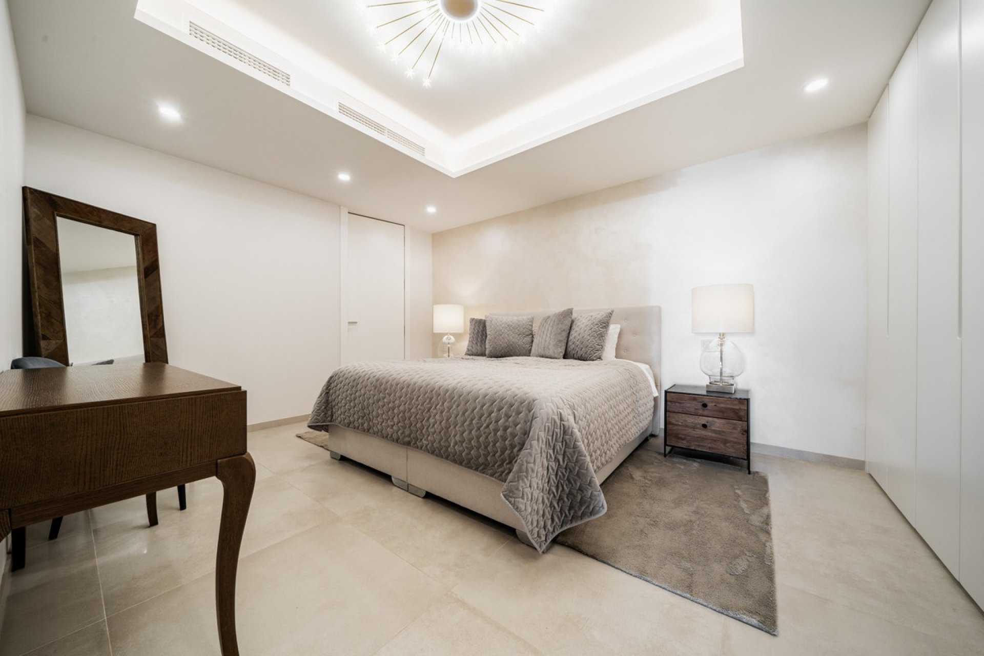 Resale - apartment - Marbella - Aloha