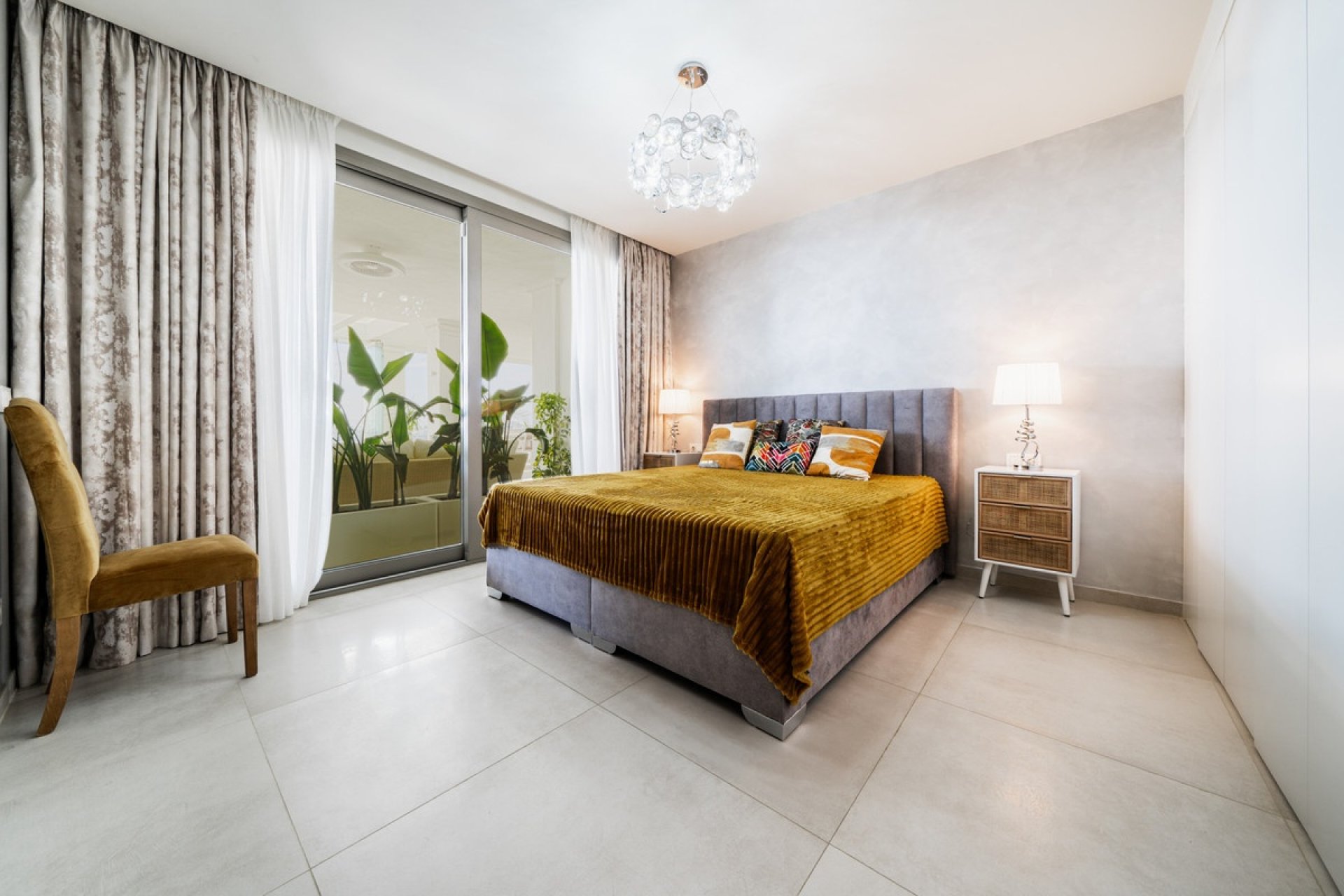 Resale - apartment - Marbella - Aloha
