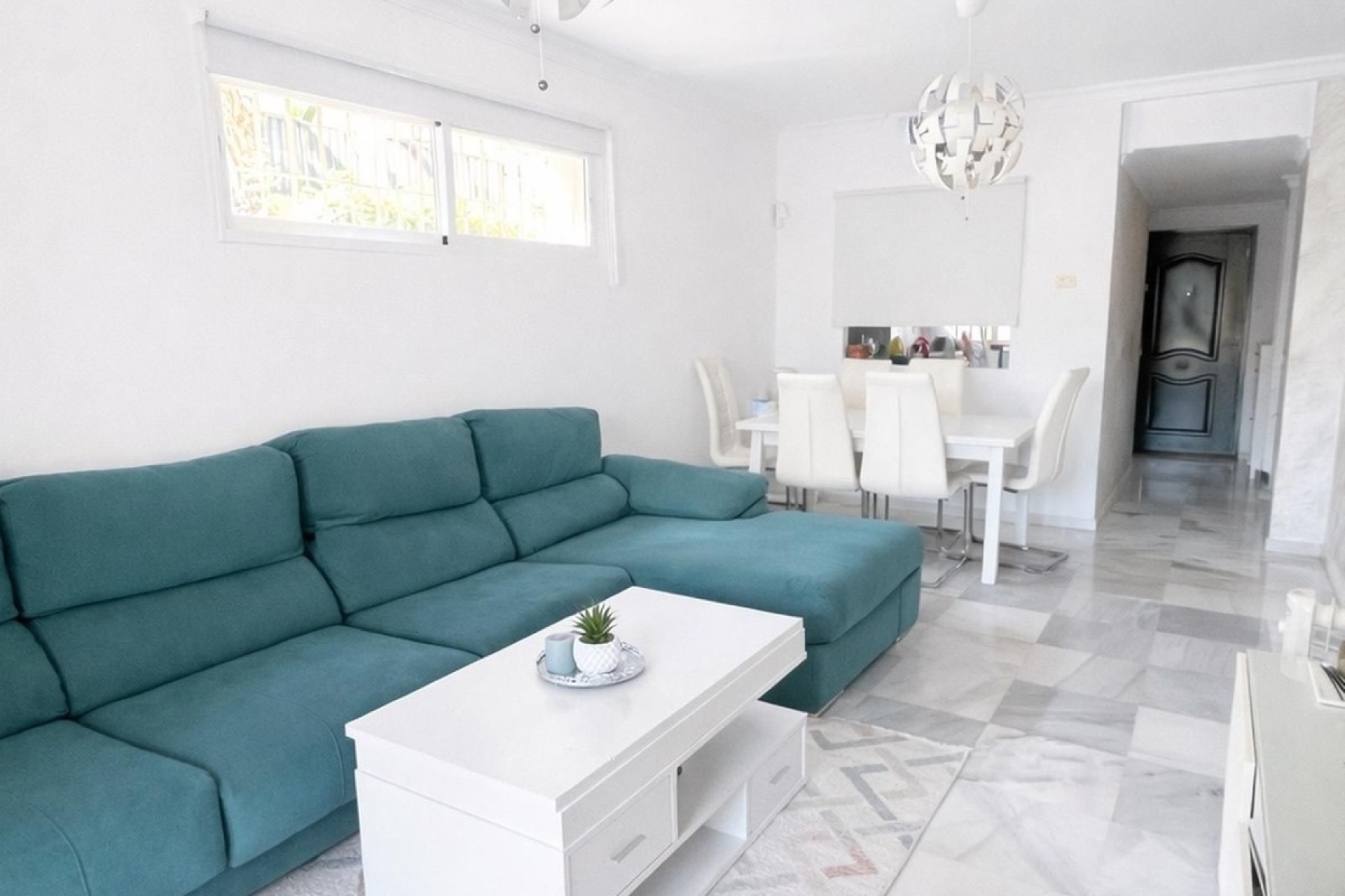 Resale - apartment - Marbella - Aloha