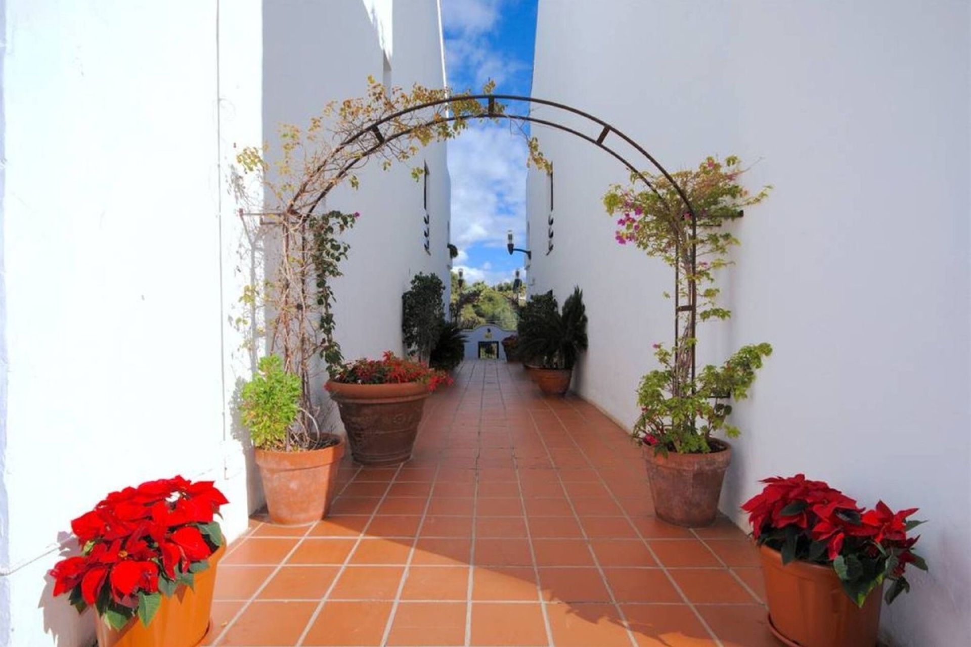 Resale - apartment - Marbella - Aloha