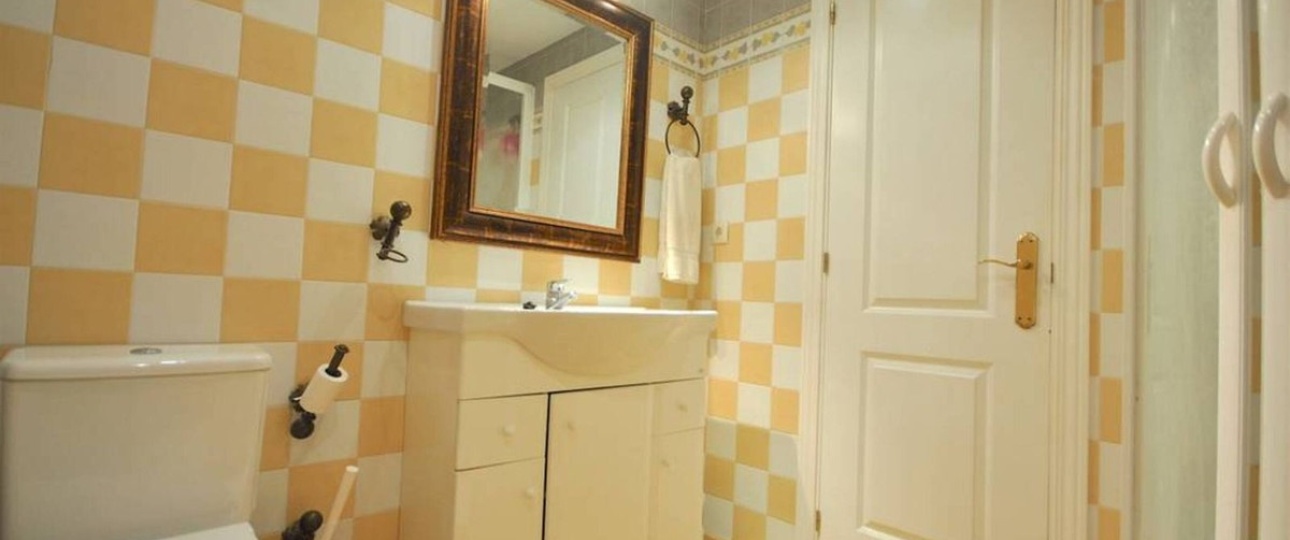 Resale - apartment - Marbella - Aloha