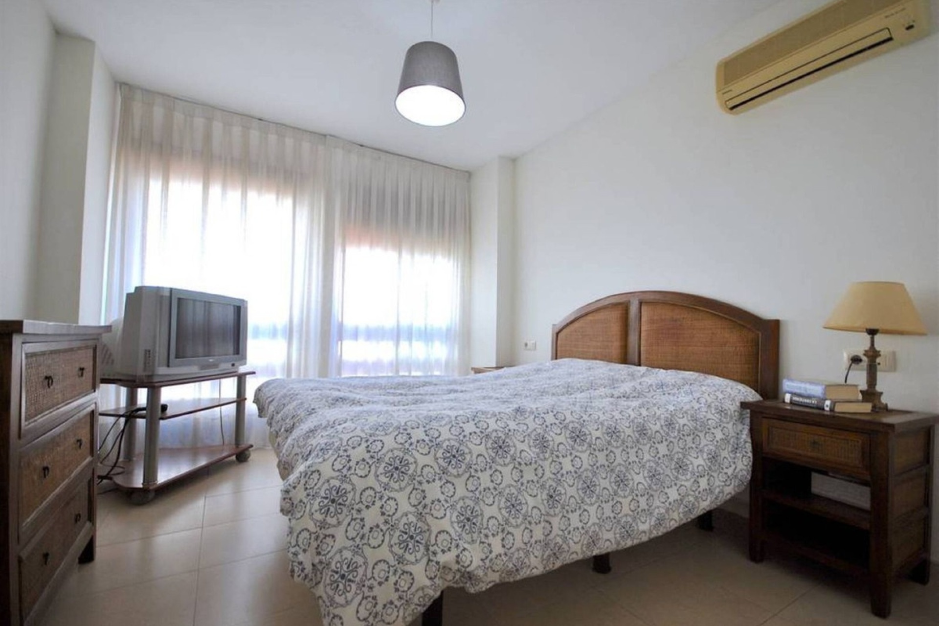 Resale - apartment - Marbella - Aloha