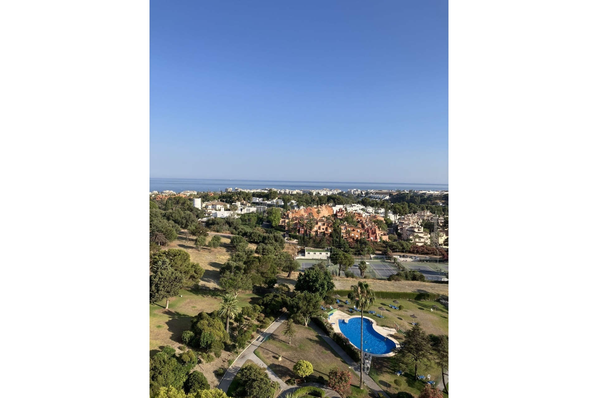 Resale - apartment - Marbella - Aloha