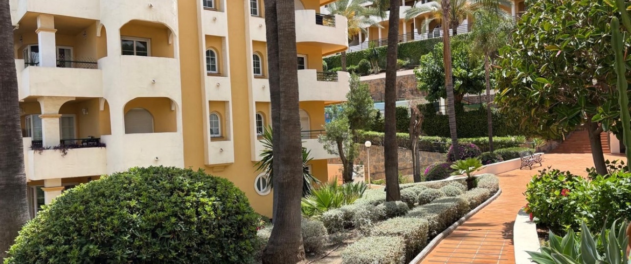 Resale - apartment - Marbella - Aloha