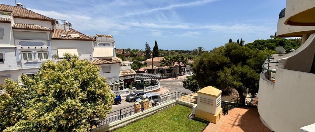 Resale - apartment - Marbella - Aloha
