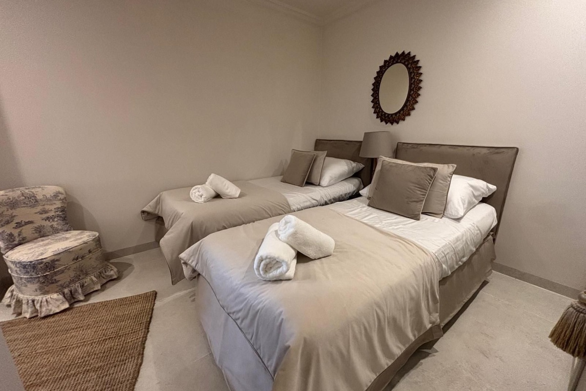Resale - apartment - Marbella - Aloha