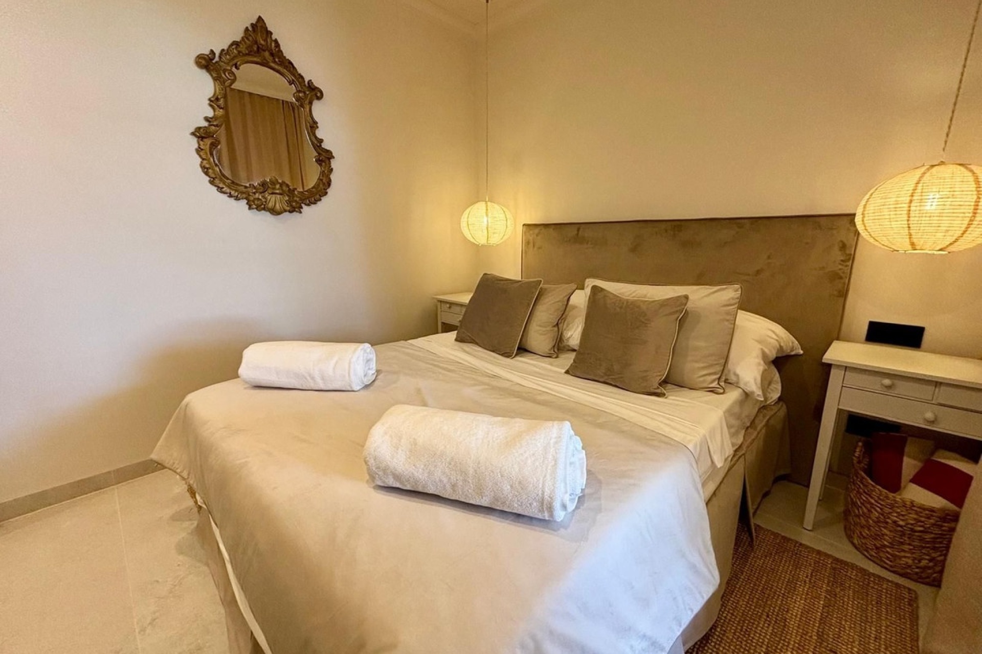 Resale - apartment - Marbella - Aloha