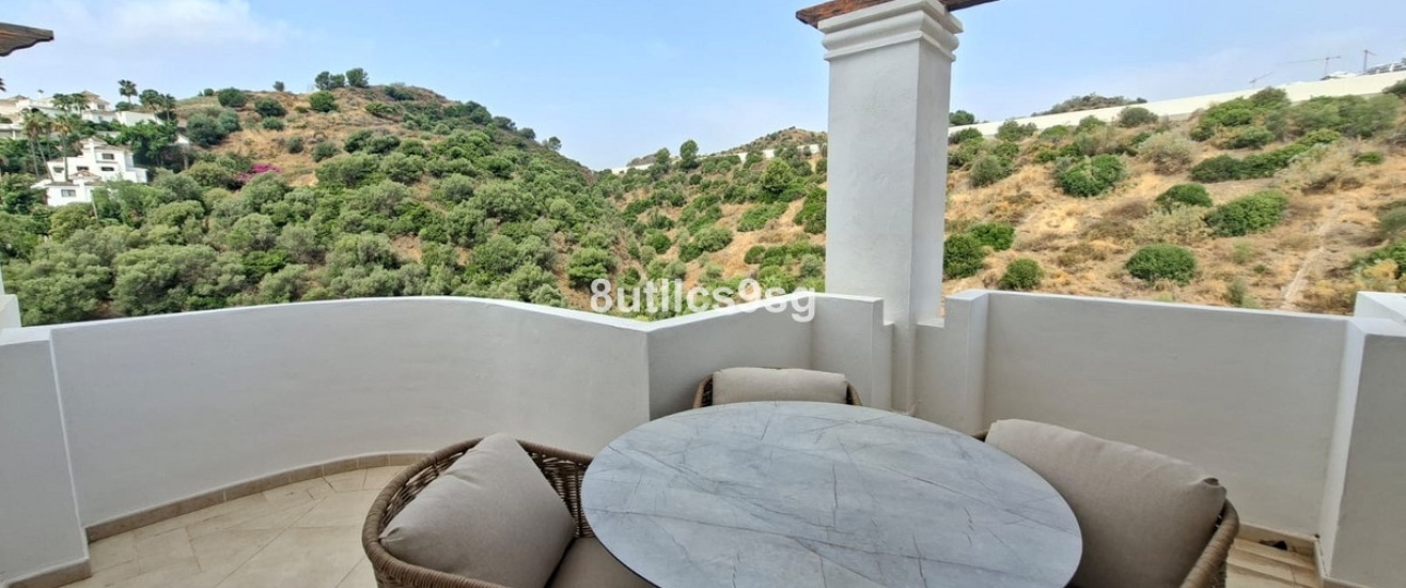 Resale - apartment - Marbella - Aloha