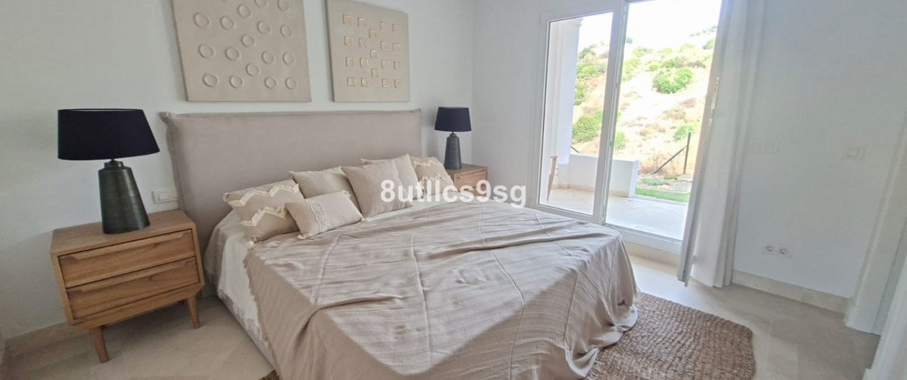 Resale - apartment - Marbella - Aloha
