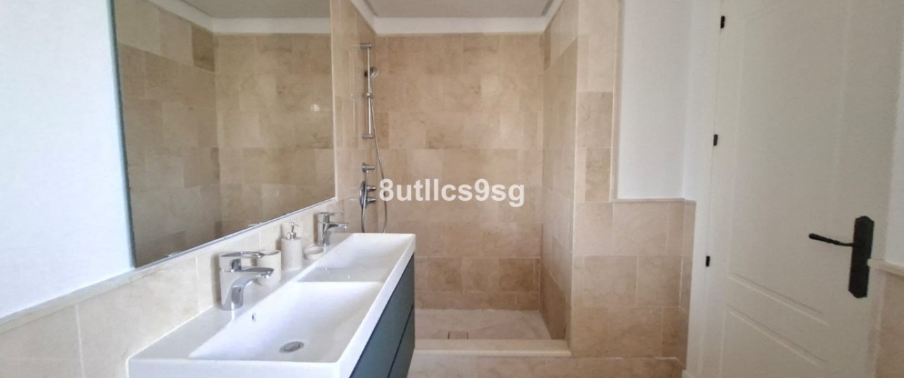 Resale - apartment - Marbella - Aloha