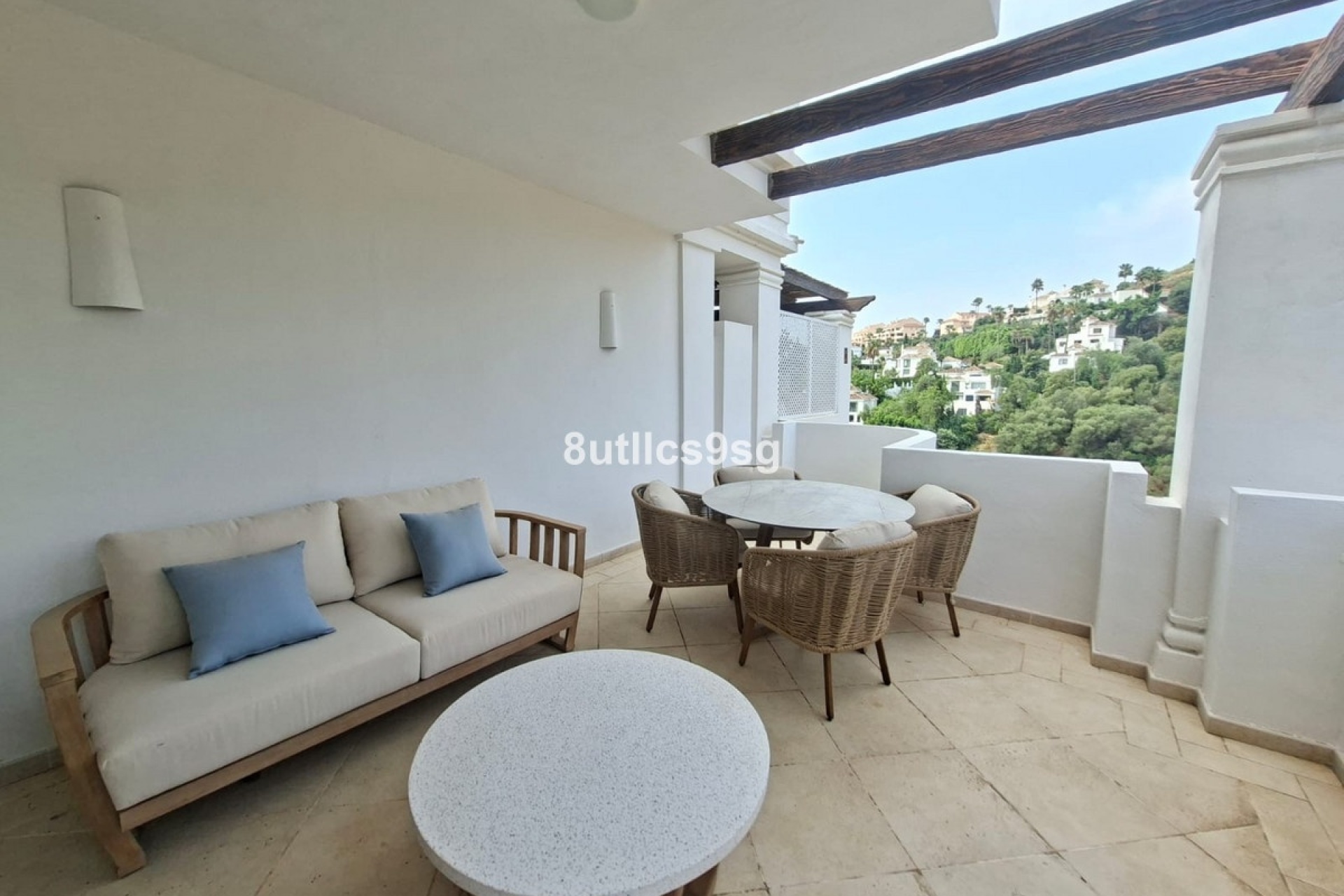 Resale - apartment - Marbella - Aloha