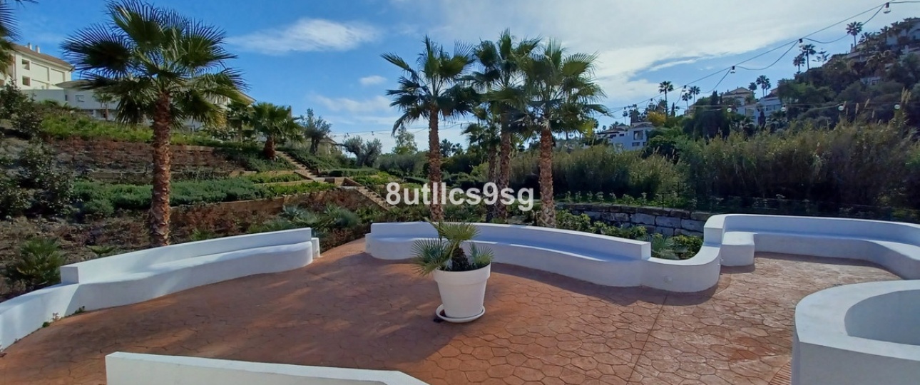 Resale - apartment - Marbella - Aloha