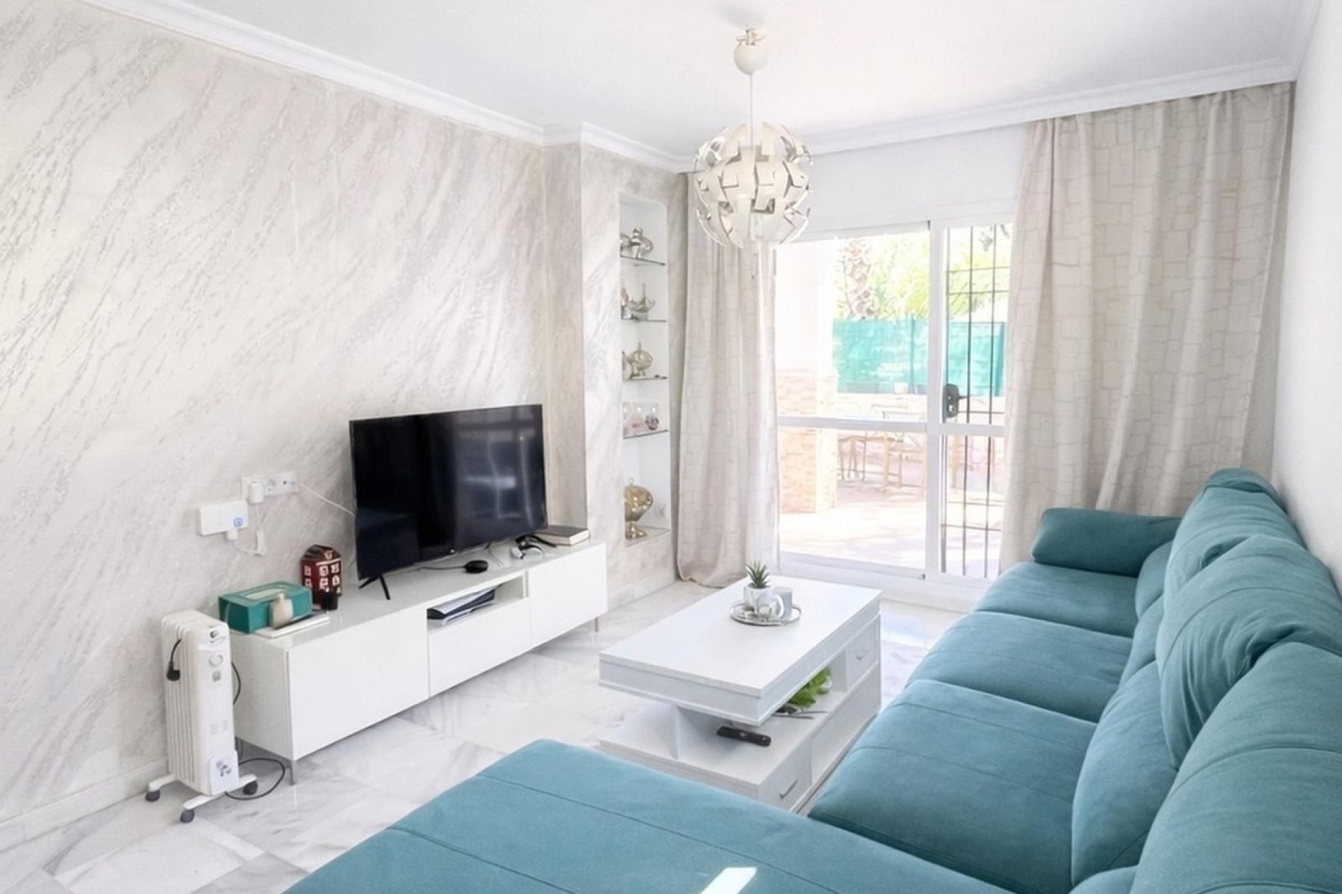 Resale - apartment - Marbella - Aloha