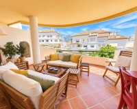 Resale - apartment - Marbella - Aloha