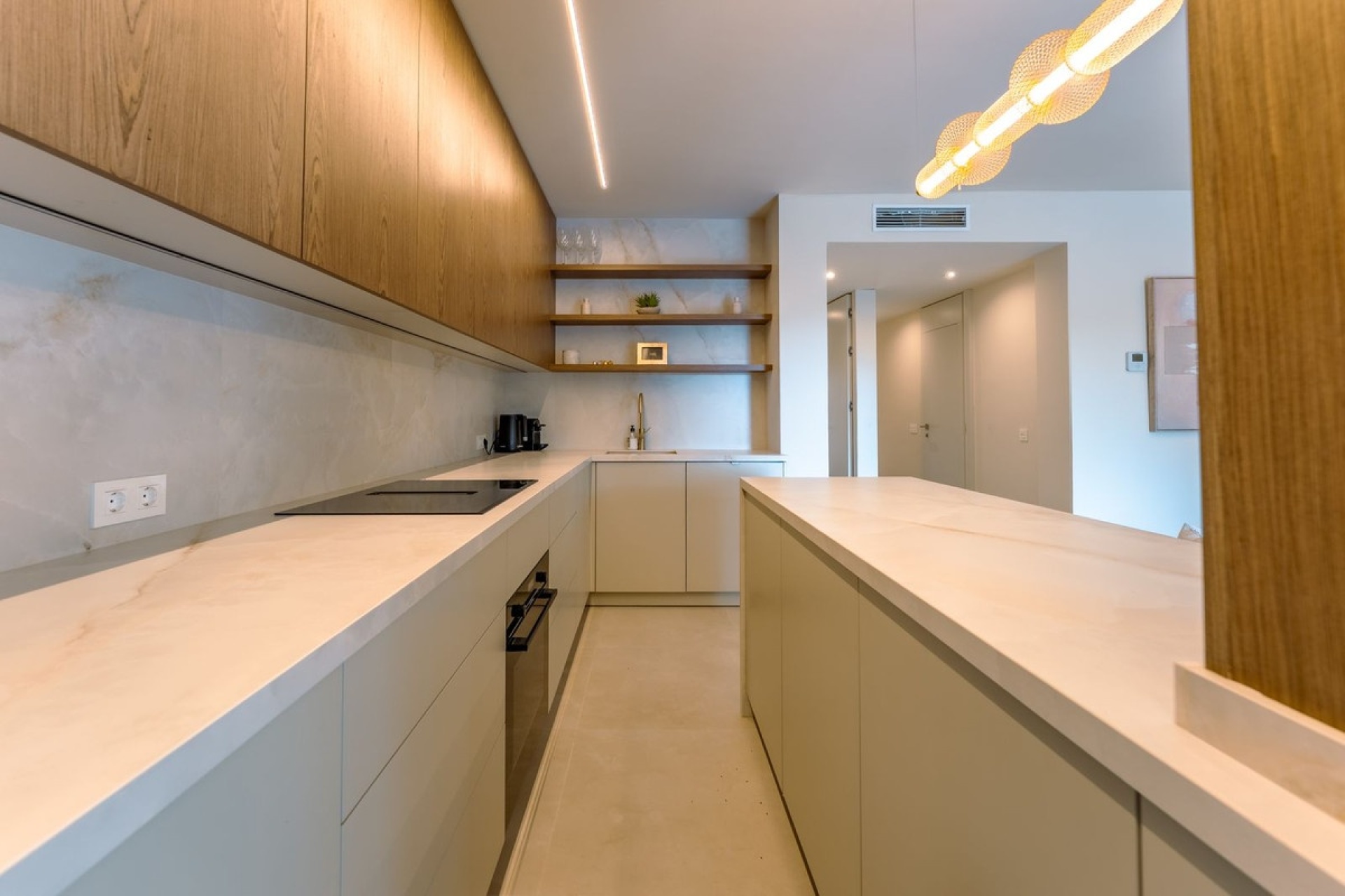 Resale - apartment - Marbella - Aloha
