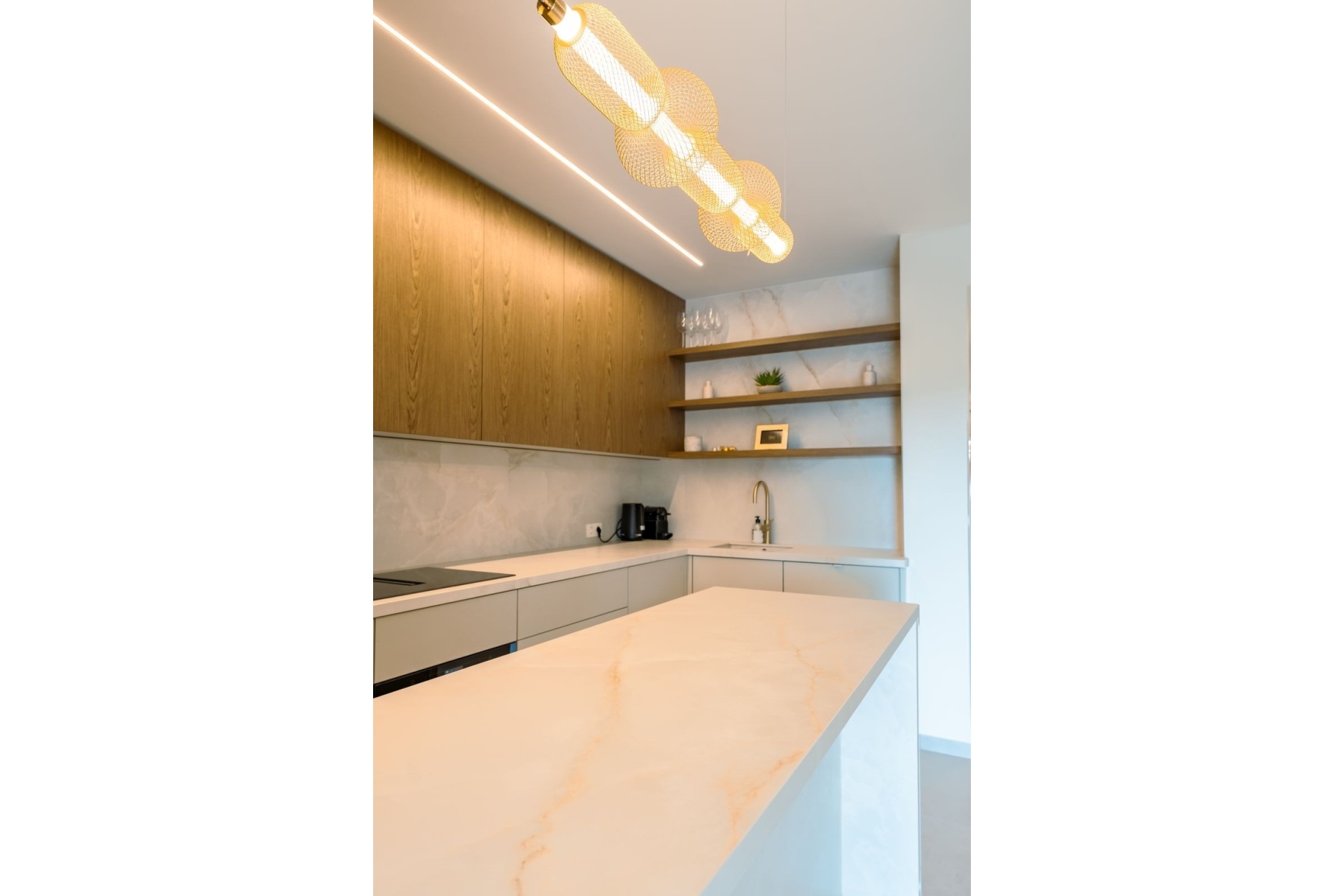 Resale - apartment - Marbella - Aloha